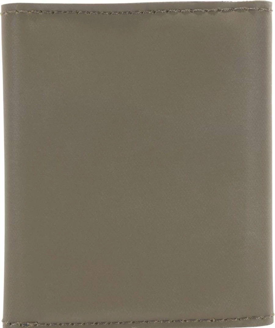 Carhartt Men's Water-Resistant Fold-Over Leather Wallet B0000239
